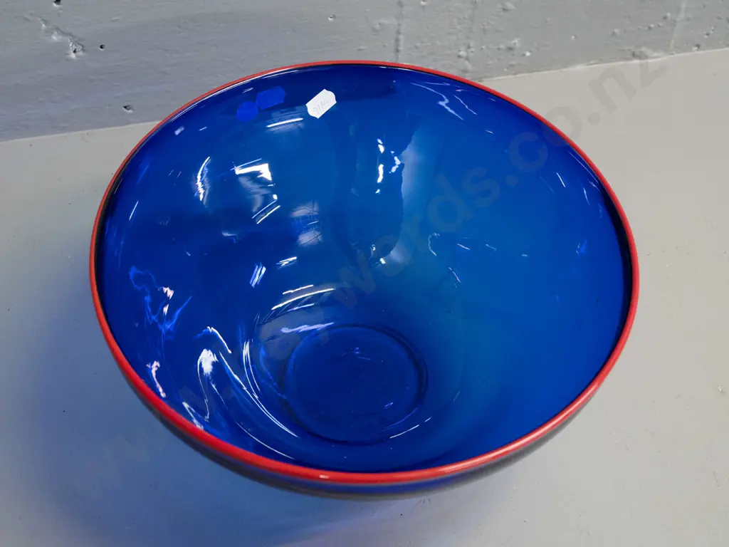 Gary Nash NZ art glass bowl - cobalt blue with red rim, signed Nash, dated '95 - H130 D260 Image 1++
