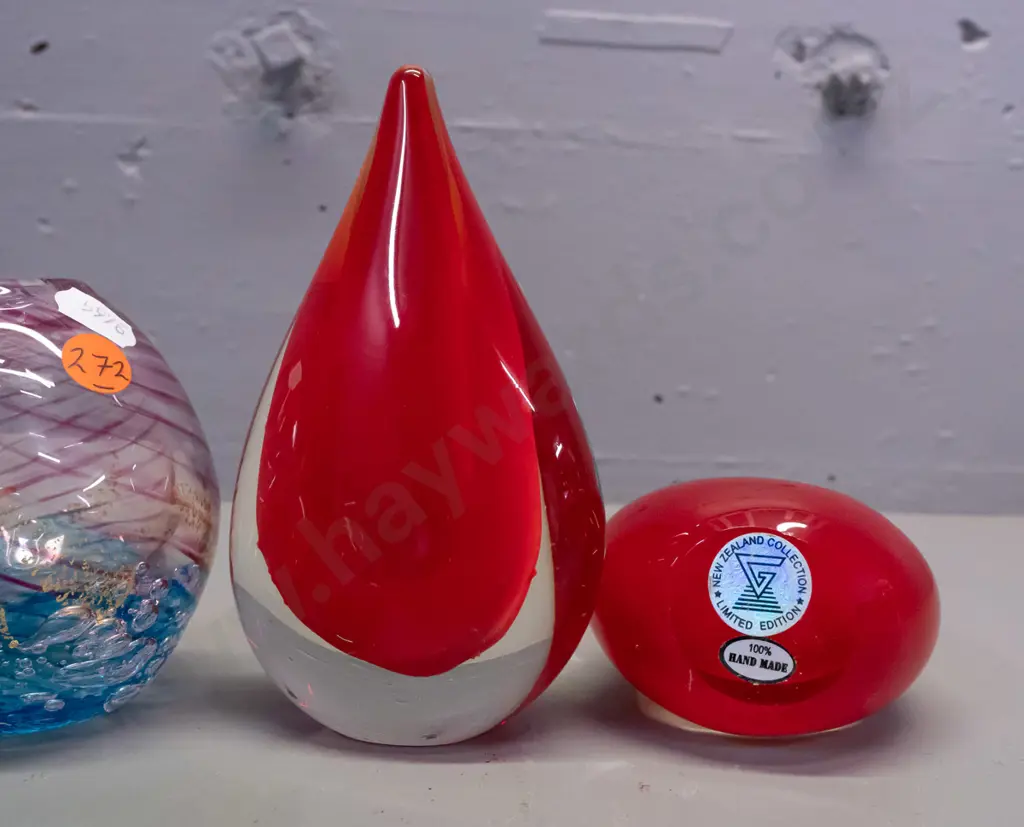 5 art glass items - 2 paperweights, small vase with The Glass Studio Otaru (Japan)and 2 red and clear teardrop ornaments Image 1++