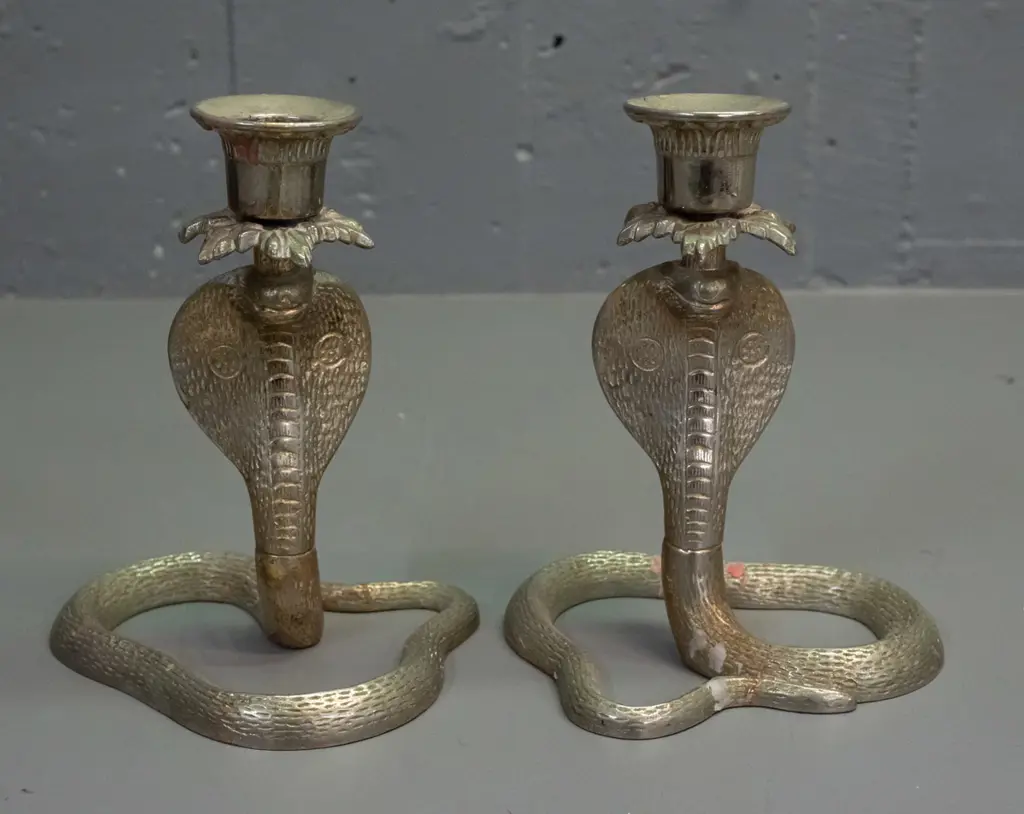 pair of cast metal cobra candlesticks H-170 W-120 Image 1++