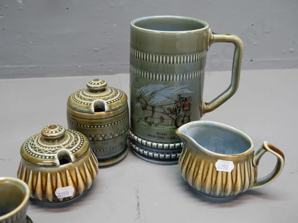 assorted Wade Irish porcelain - two 3-piece condiments, 3 egg cups, cream jug and lidded sugar bowl, etc. Some items are Image 1++