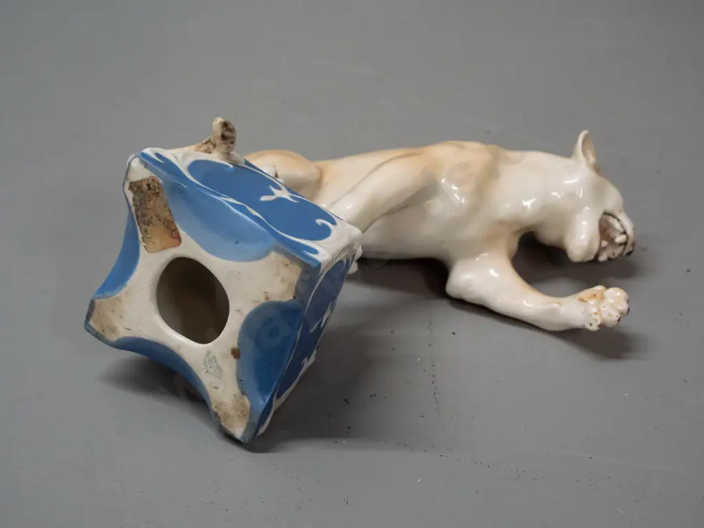 Royal Dux porcelain circus lion on square base H-165 Image 1++