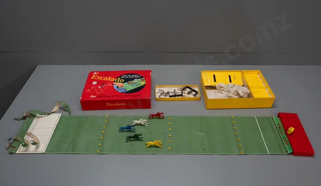 vintage Chad Valley Escalado horse racing game with 5 cast metal horses - some chipping to paint on horses. Unsure of Image 1++