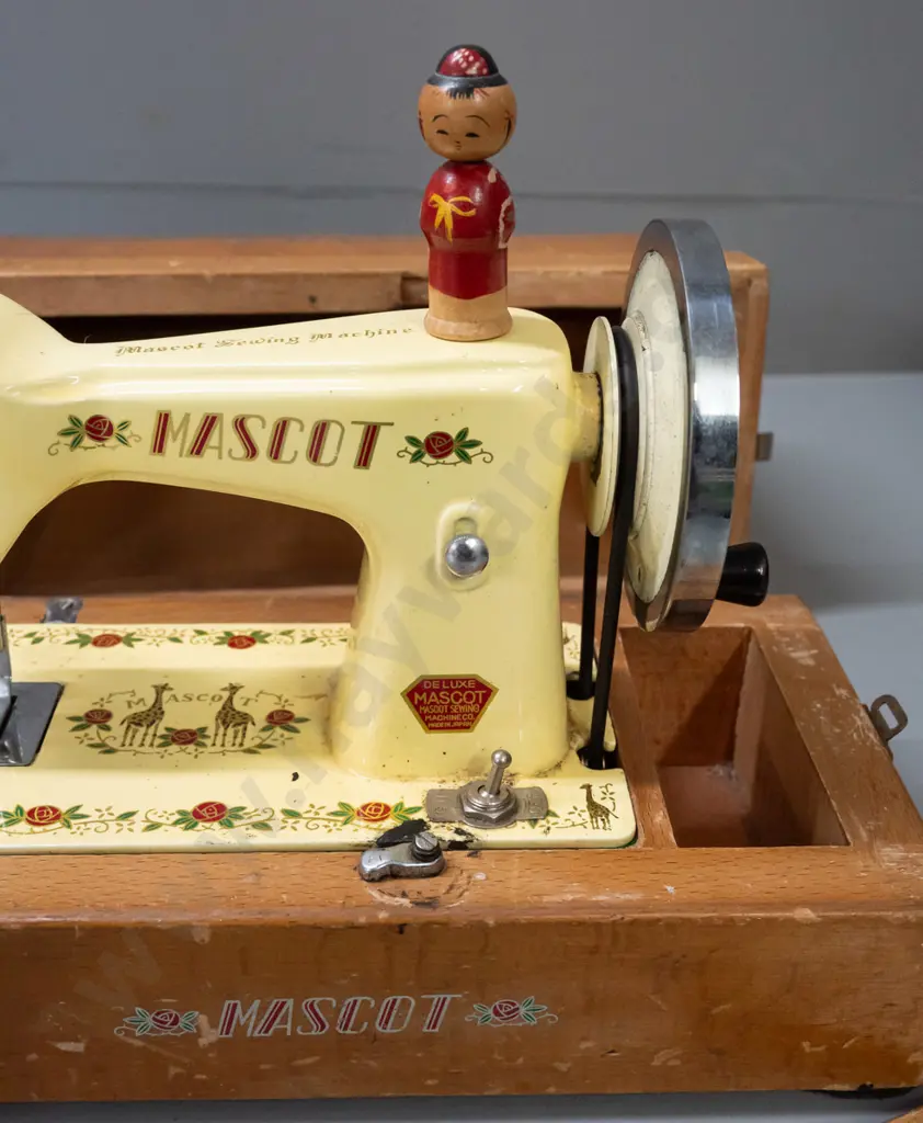 vintage child sized Mascot battery powered sewing machine with wooden dome case - made in Japan - has corrosion and Image 1++