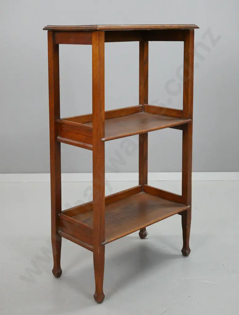 vintage oak 3-tier open display shelf - some rings and marks, slightly loose joints H-870 W-490 D-270 Image 1++