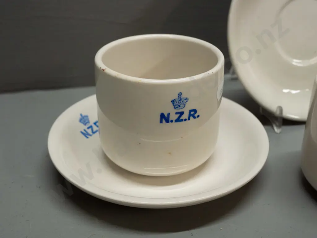New Zealand Railways logo Crown Lynn crockery - 3 mugs & saucers - staining, chips and cracks Image 1++