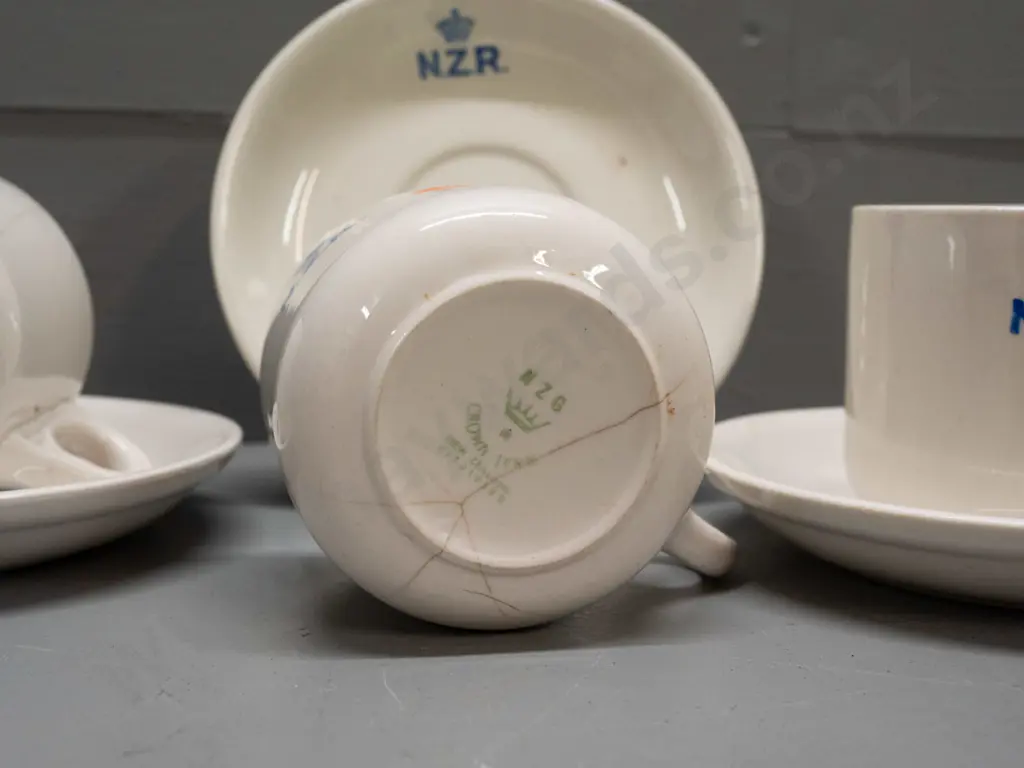 New Zealand Railways logo Crown Lynn crockery - 3 mugs & saucers - staining, chips and cracks Image 1++
