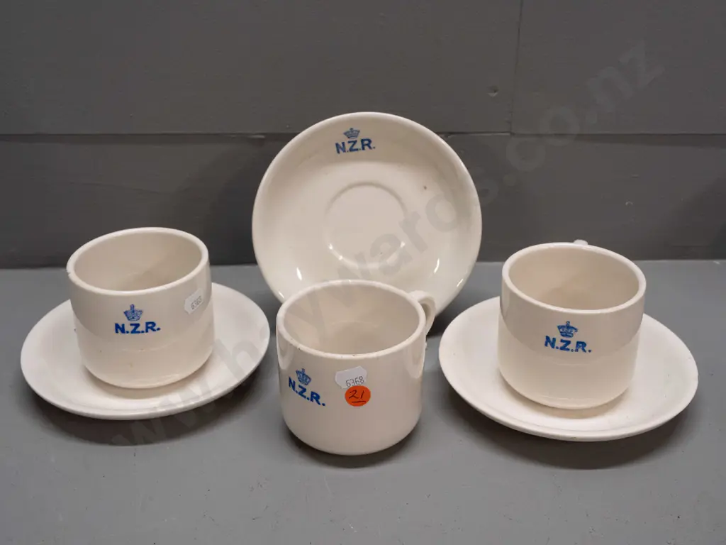 New Zealand Railways logo Crown Lynn crockery - 3 mugs & saucers - staining, chips and cracks Image 1++