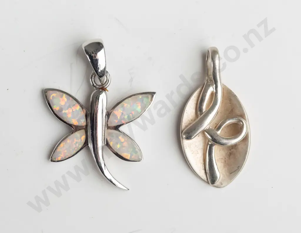 2 silver pendants both stamped 925 no chains Image 1++