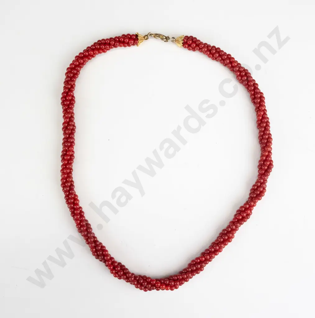 twisted red beaded necklace Image 1++