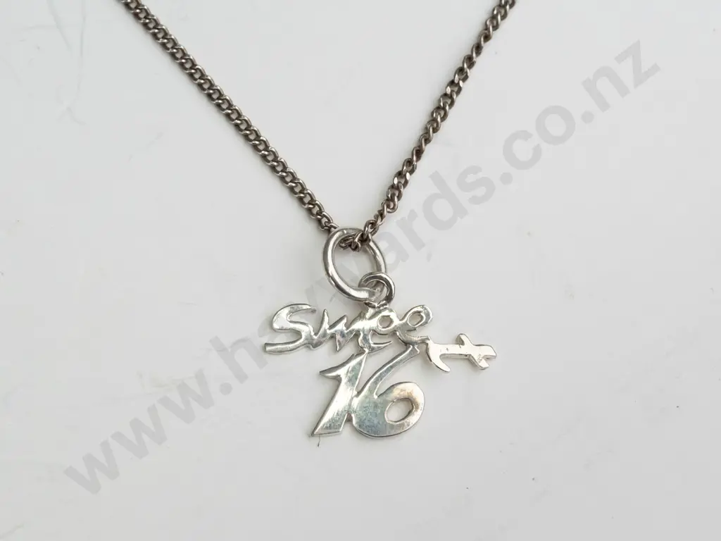 silver 'Sweet 16' necklace stamped 925 Image 1++