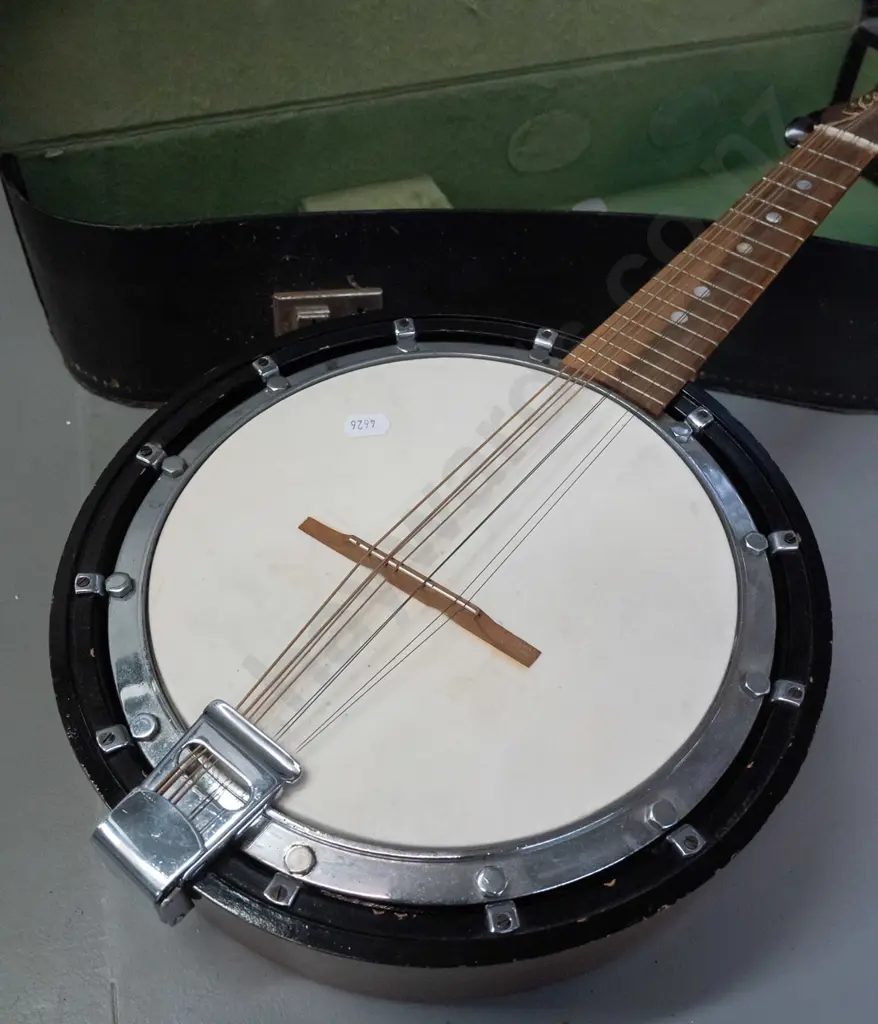 vintage G.H. & S English made banjo mandolin in case - some chipping to finish on rim, prob. needs restringing, Image 1++