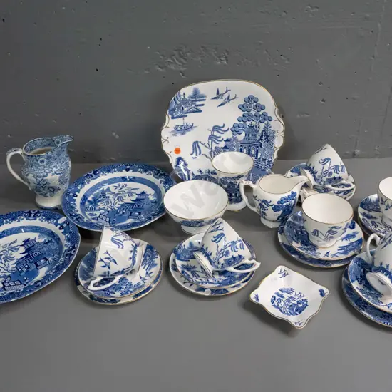 Coalport "Willow" blue & white tea set - 6 trios, cake plate, vase, cream & sugar, small dish - and 3 older English