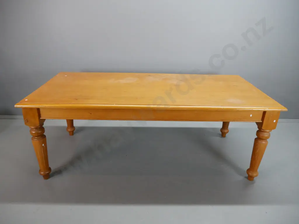 Fijian kauri and pine reproduction colonial style turned-leg farmhouse table - split to top, scratches and wear overall Image 1++