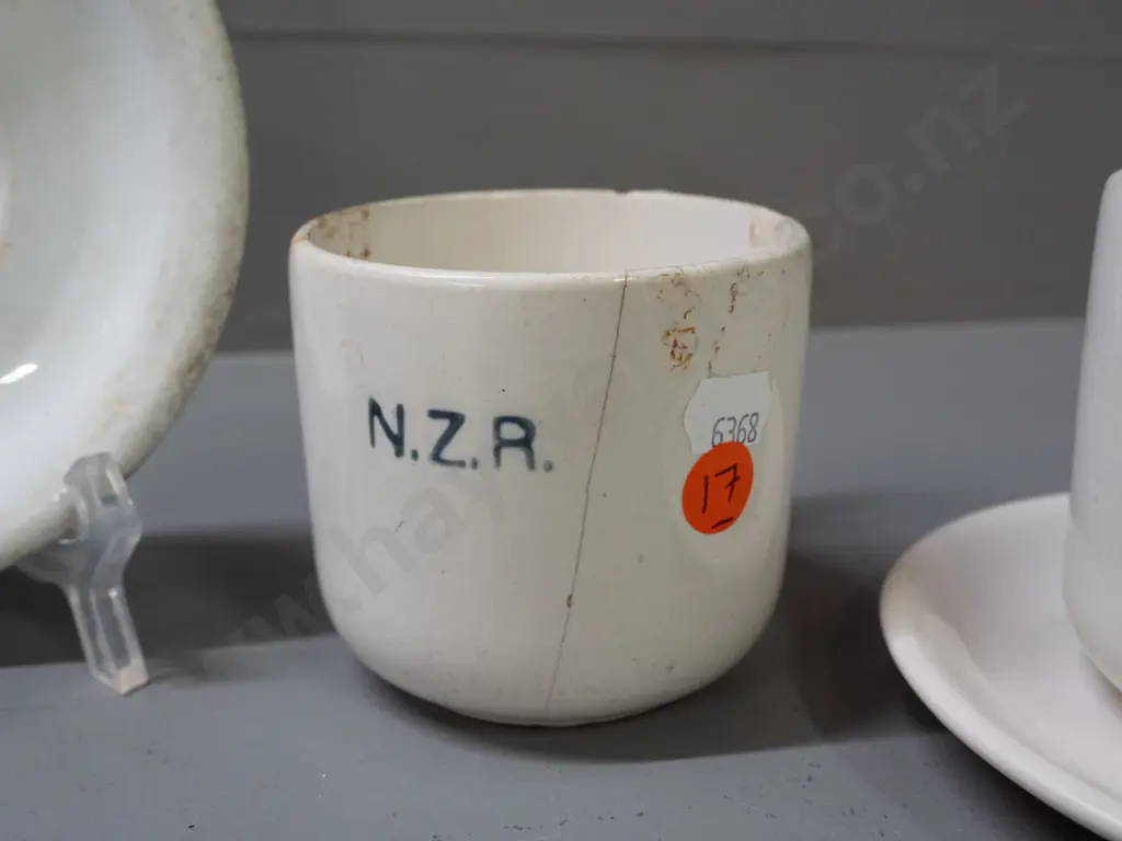New Zealand Railways crockery - 3 mugs, 2 saucers, mix of makers - tea rooms logo cup by Maddock, saucer by Grindley, Image 1++