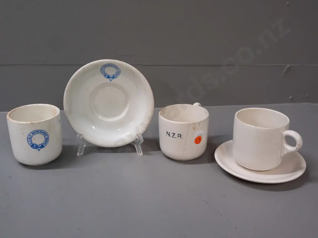 New Zealand Railways crockery - 3 mugs, 2 saucers, mix of makers - tea rooms logo cup by Maddock, saucer by Grindley, Image 1++