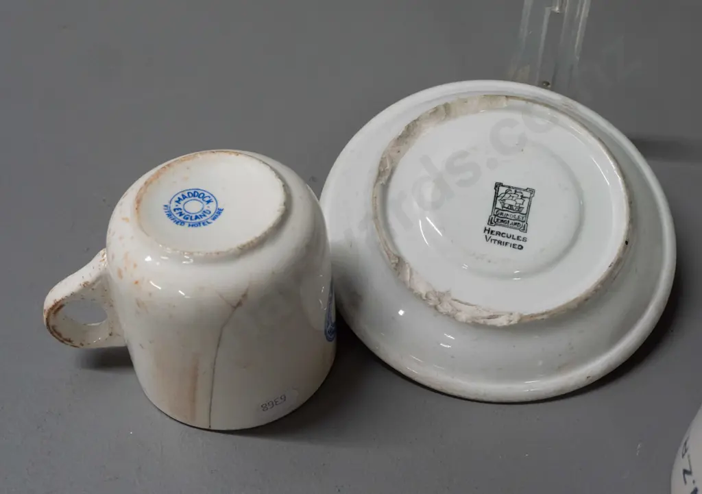 New Zealand Railways crockery - 3 mugs, 2 saucers, mix of makers - tea rooms logo cup by Maddock, saucer by Grindley, Image 1++