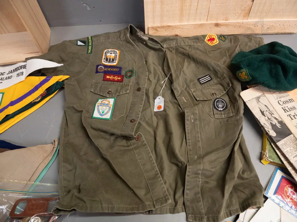 large lot of assorted Scouts and Guides ephemera and collectables - shirt, leather belts and buckles, neck scarves, Image 1++