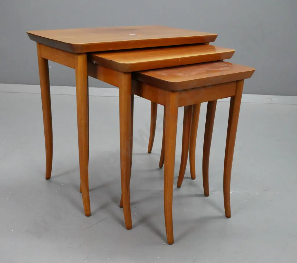 retro set of 3 mahogany nesting tables on sweeping legs - fading to tops, small one has mark pattern from protective Image 1++