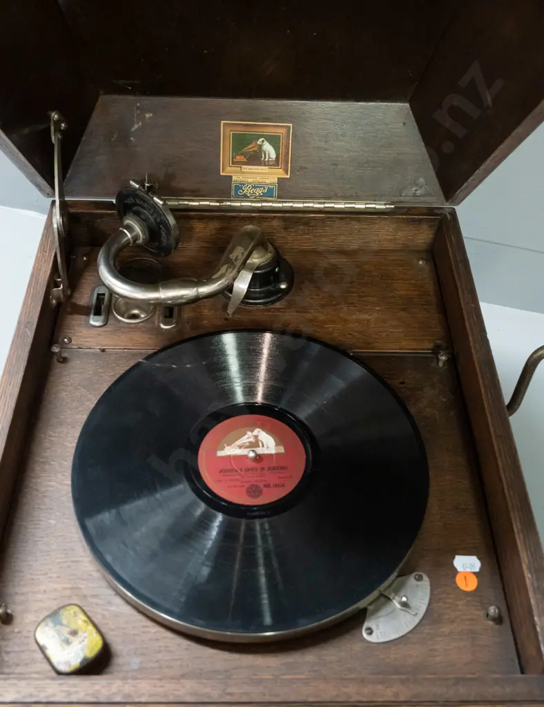 restorer's oak-cased HMV wind-up table top gramophone with Begg's Dunedin label - not functioning, auto start linkage & Image 1++