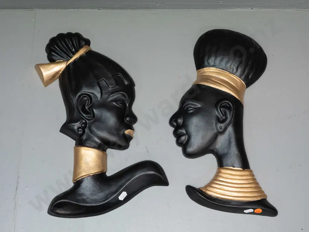 2 retro cast alloy wall silhouette heads - painted black and gold - taller is H-390 W-230 at base Image 1++