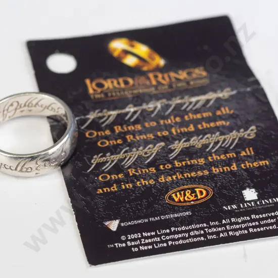 silver ring  'Lord o the rings' stamped 925
