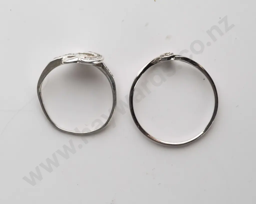 2 silver rings both stamped 925 [heart ring bit mishapen] Image 1++