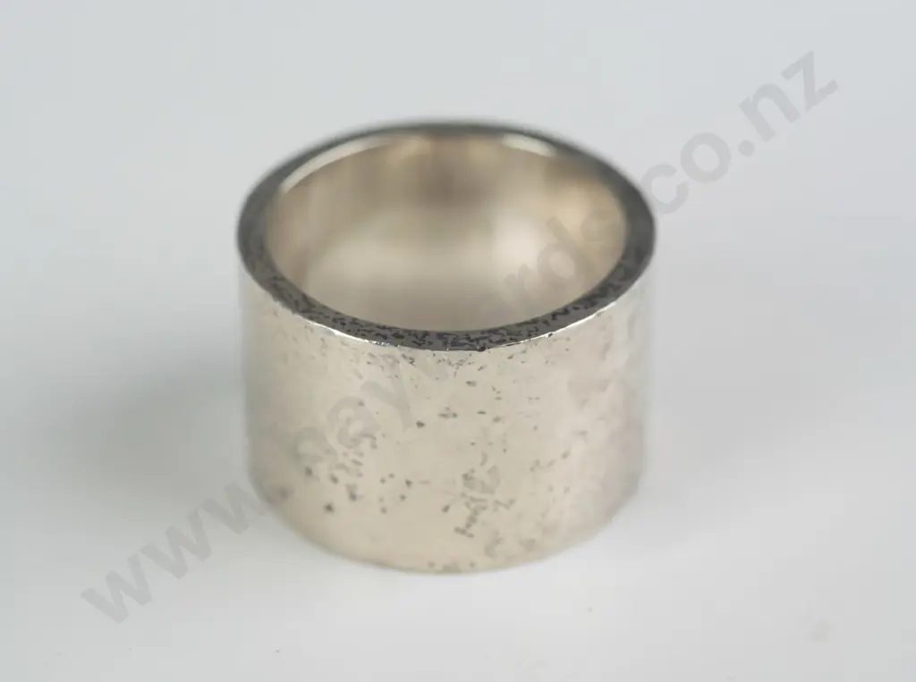 large plain silver ring stamped 925 - size 19 1/4 Image 1++