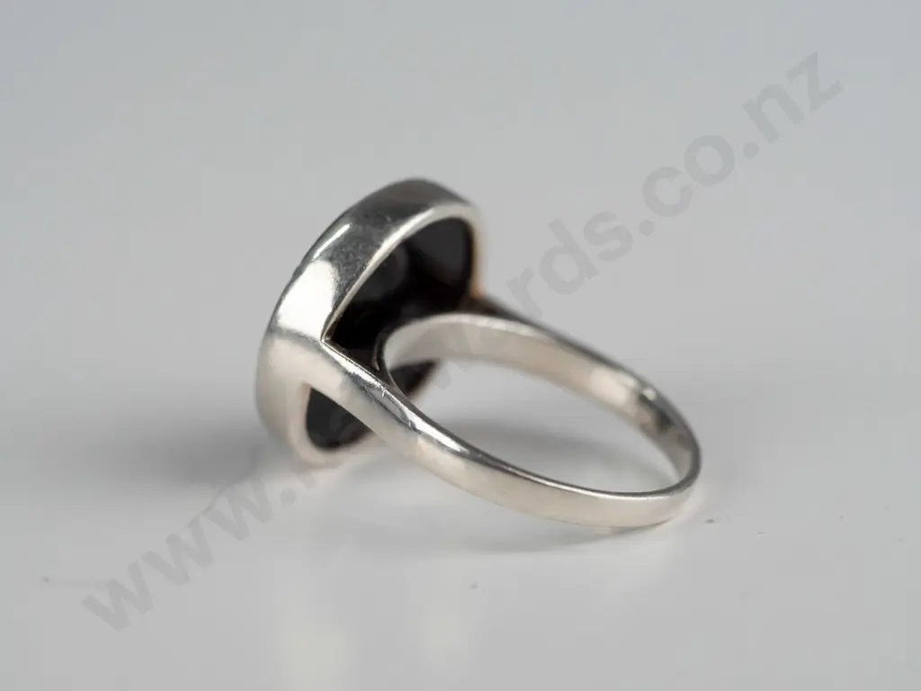 silver ring stamped 925 size 16 1/2 Image 1++