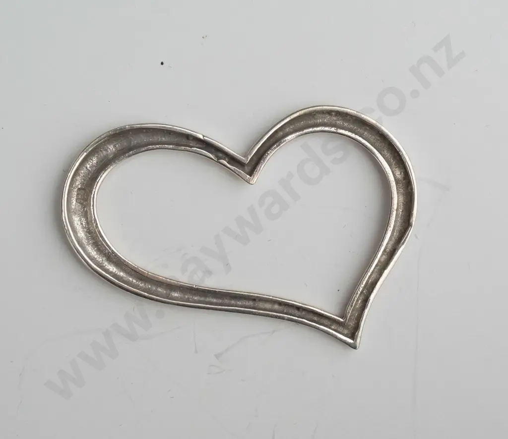 silver heart stamped 925 Image 1++