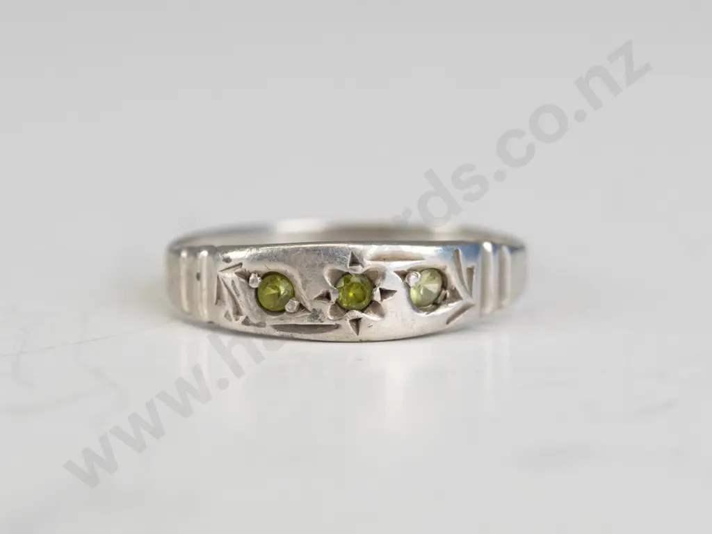silver ring with 3 stones stamped s sil Image 1++