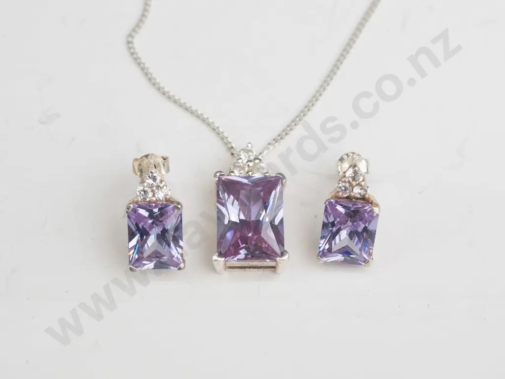 silver amethyst necklace & earrings all stamped 925 Image 1++
