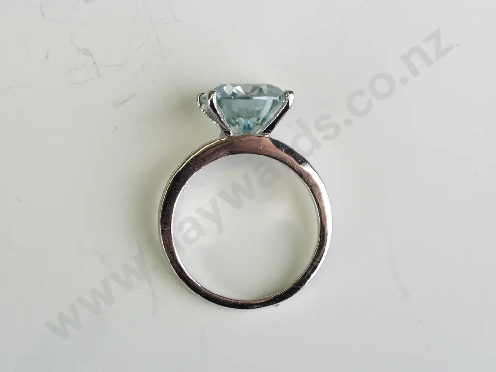 cz silver dress ring stamped 925 Image 1++