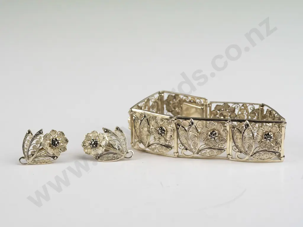 silver filagree flower bracelet & matching earrings [screw on] - stamped sterling German Image 1++