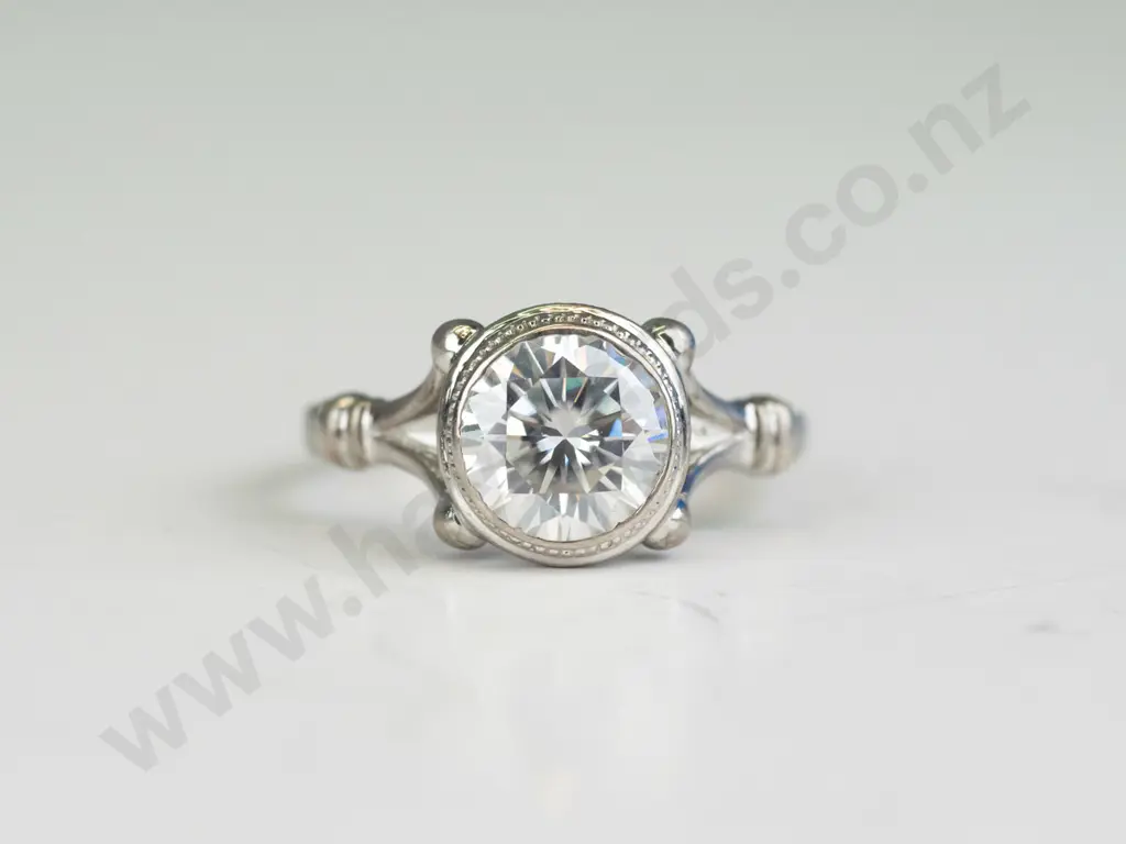 silver cz ring  no mark Image 1++