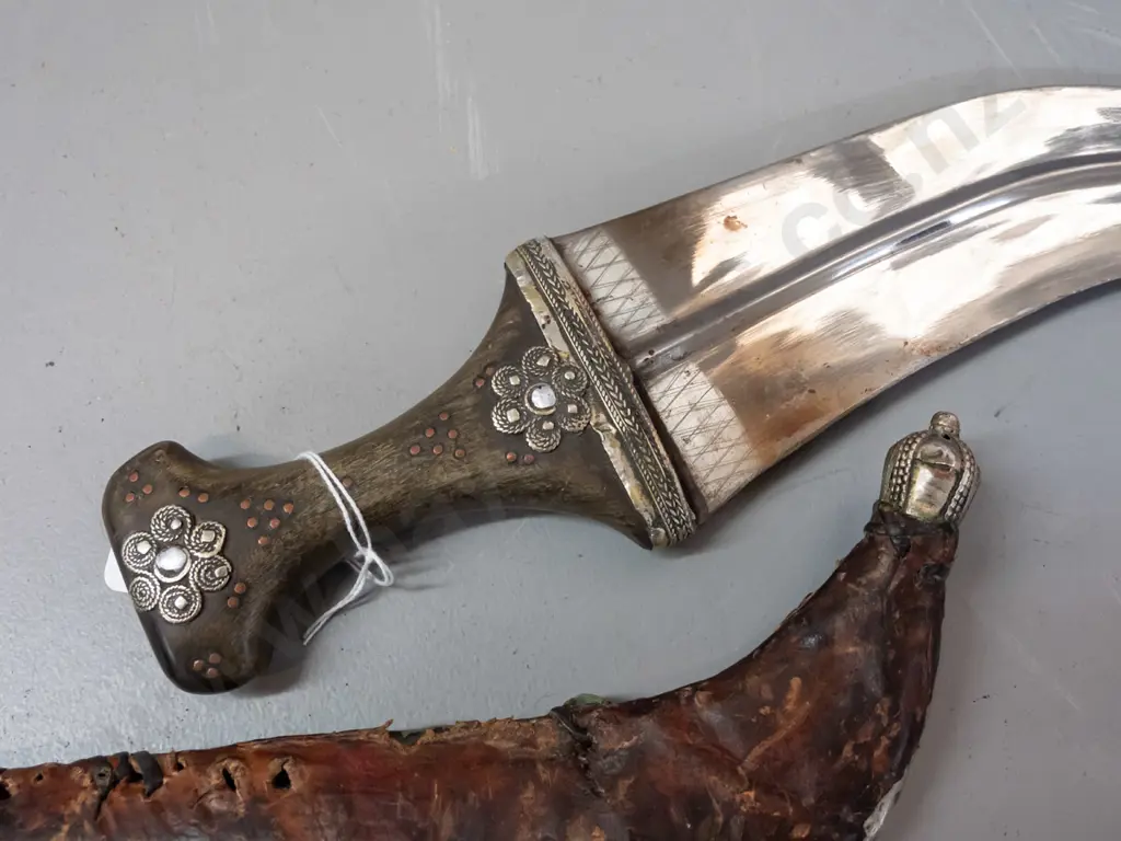 ornate Jambiya / dagger from Sadaa Yemen with horn handle with white metal and copper stud decoration, leather sheath w/ Image 1++
