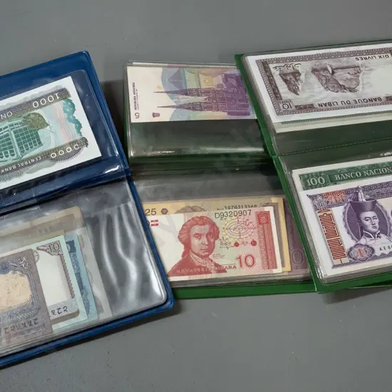 3 bank note collector's wallets - Ecuador, Lebanon, Mozambique, Myanmar etc.