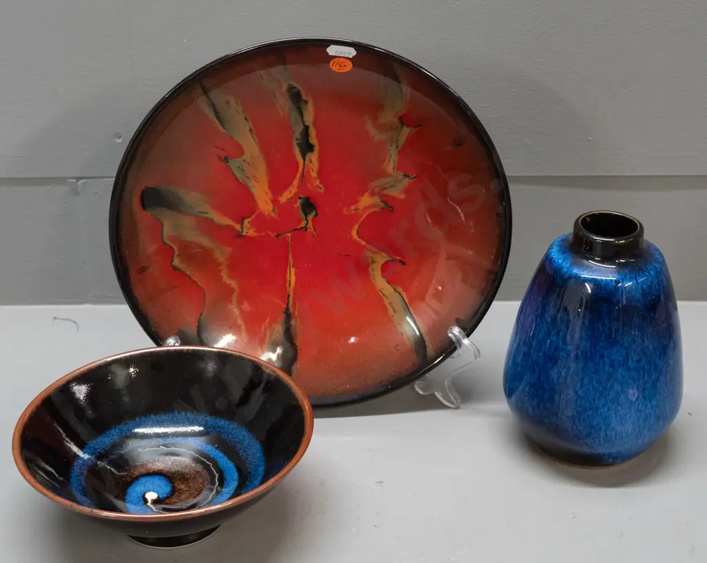 3 pieces of studio pottery: blue & black small bowl w/Nina Davis Nelson sticker & mark, red bowl and a blue & black vase Image 1++