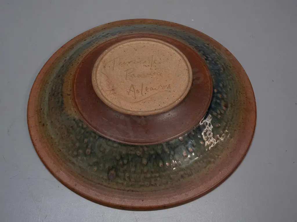 large Mike O'Donnell New Zealand pottery charger / bowl, marked Tarariki Paeroa on base D-445 Image 1++