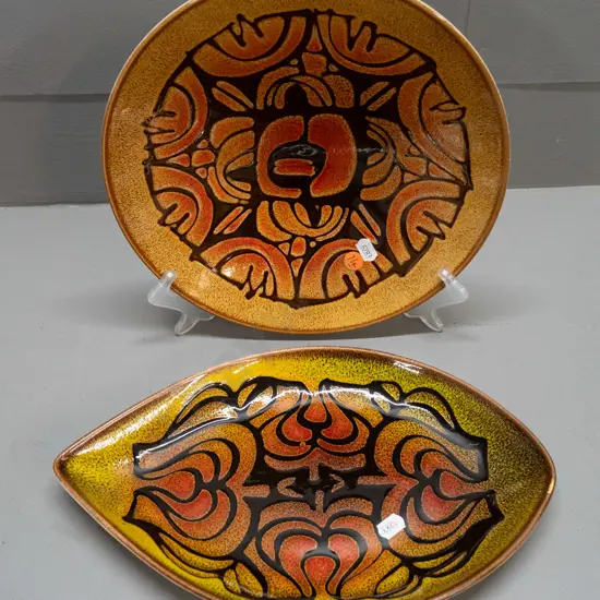 2 retro Poole pottery "Aegean" items - round bowl D-260 and teardrop shaped dish with small glaze fault on rim
