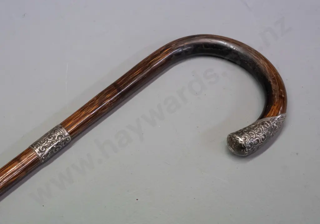 walking cane with engraved and hallmarked sterling silver cap and band - some wear L-870 Image 1++