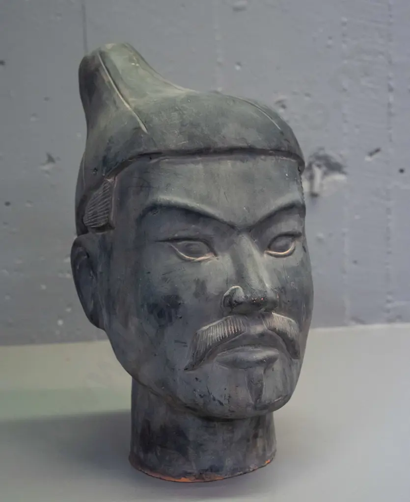 Chinese terracotta head with matte black finish - has a few chips and surface wear H-300 Image 1++