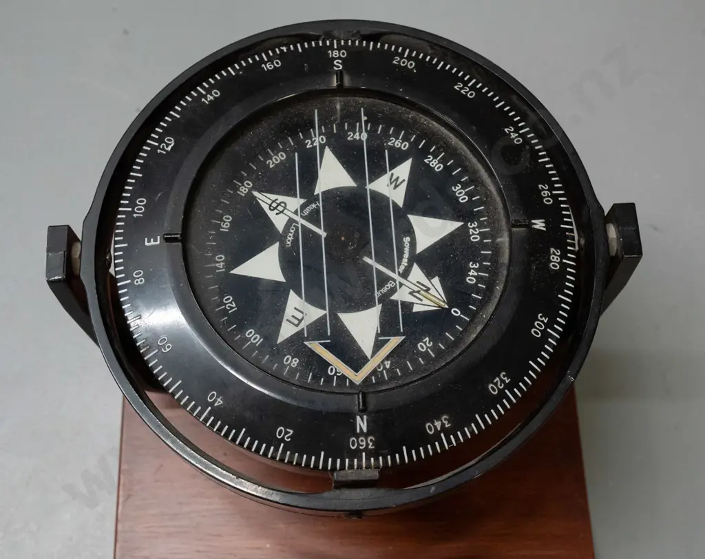 Sowester Bosun Heath London gimbal-mount ship's compass - plastic body on timber base H-180 Dial D-150 Image 1++