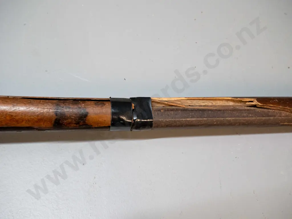reproduction vintage flintlock  rifle or musket with extensive damage to timber L1260 Image 1++