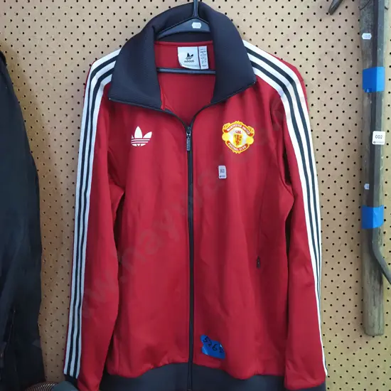 Adidas Manchester United size 2XXL jacket
