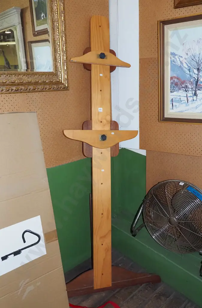 large artist's easel H-1800 Image 1++