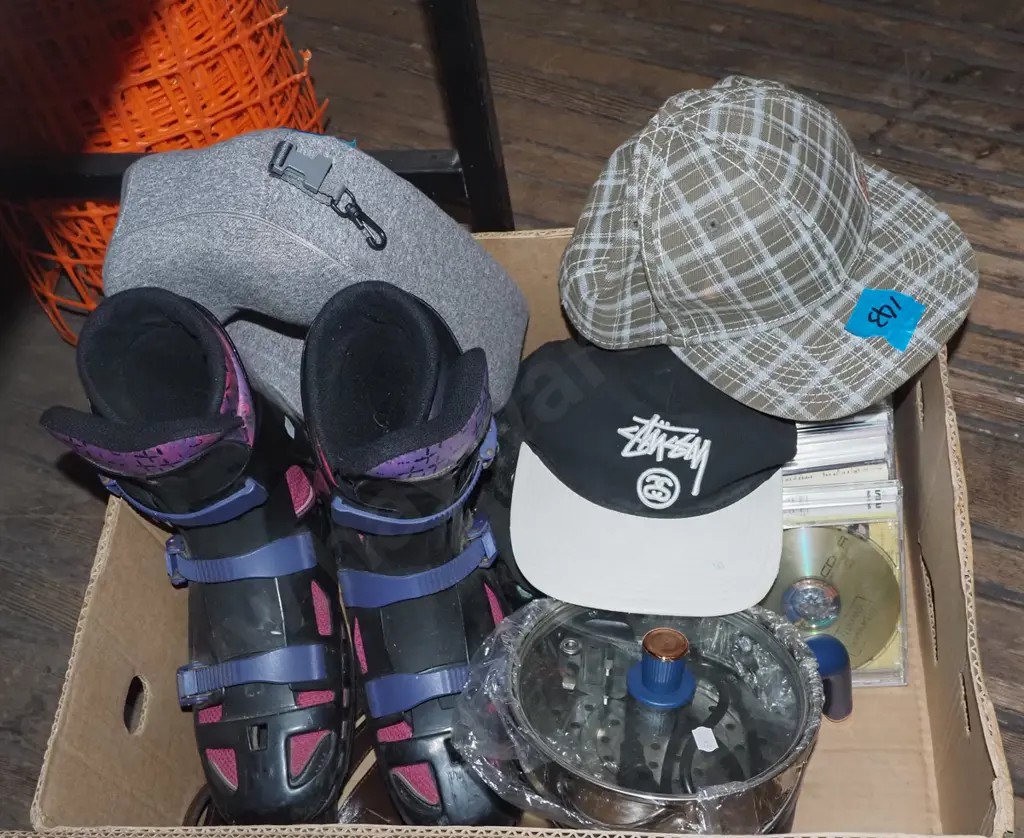 box; roller blades, knee pads, caps etc Image 1++