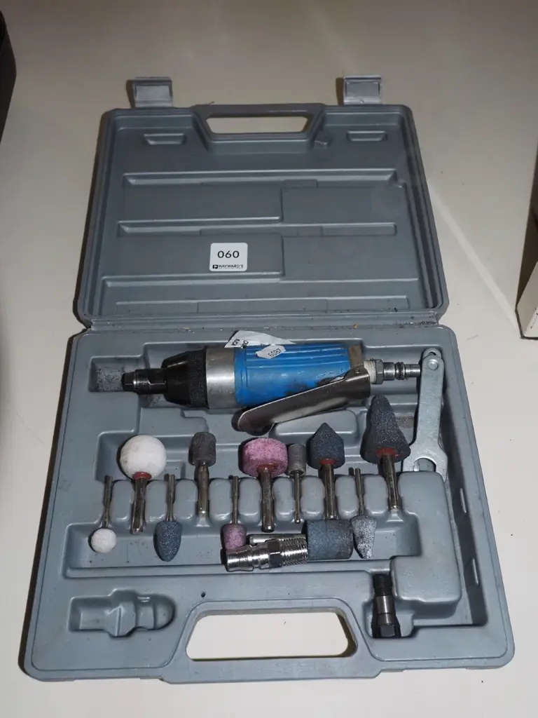 cased air powered rotary tool Image 1++
