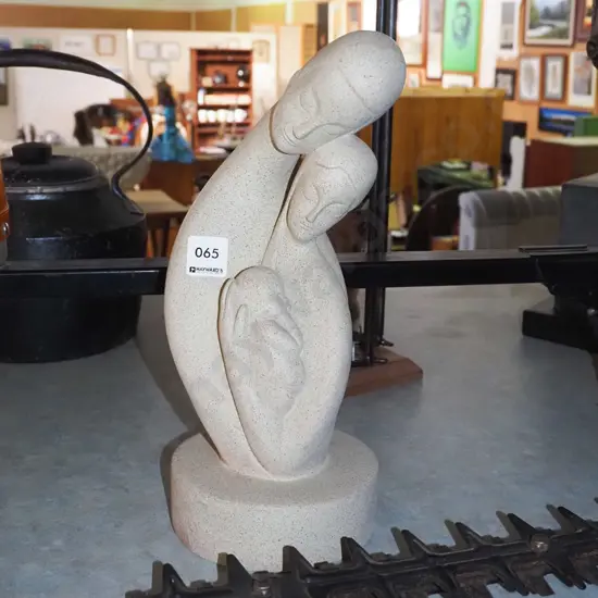 composite figurine - couple and child