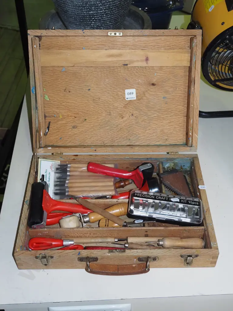 box; artist lino cut supplies Image 1++