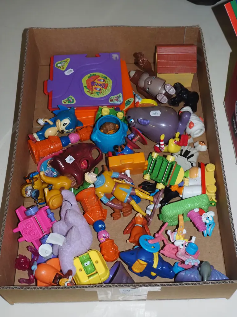 box of plastic toys Image 1++